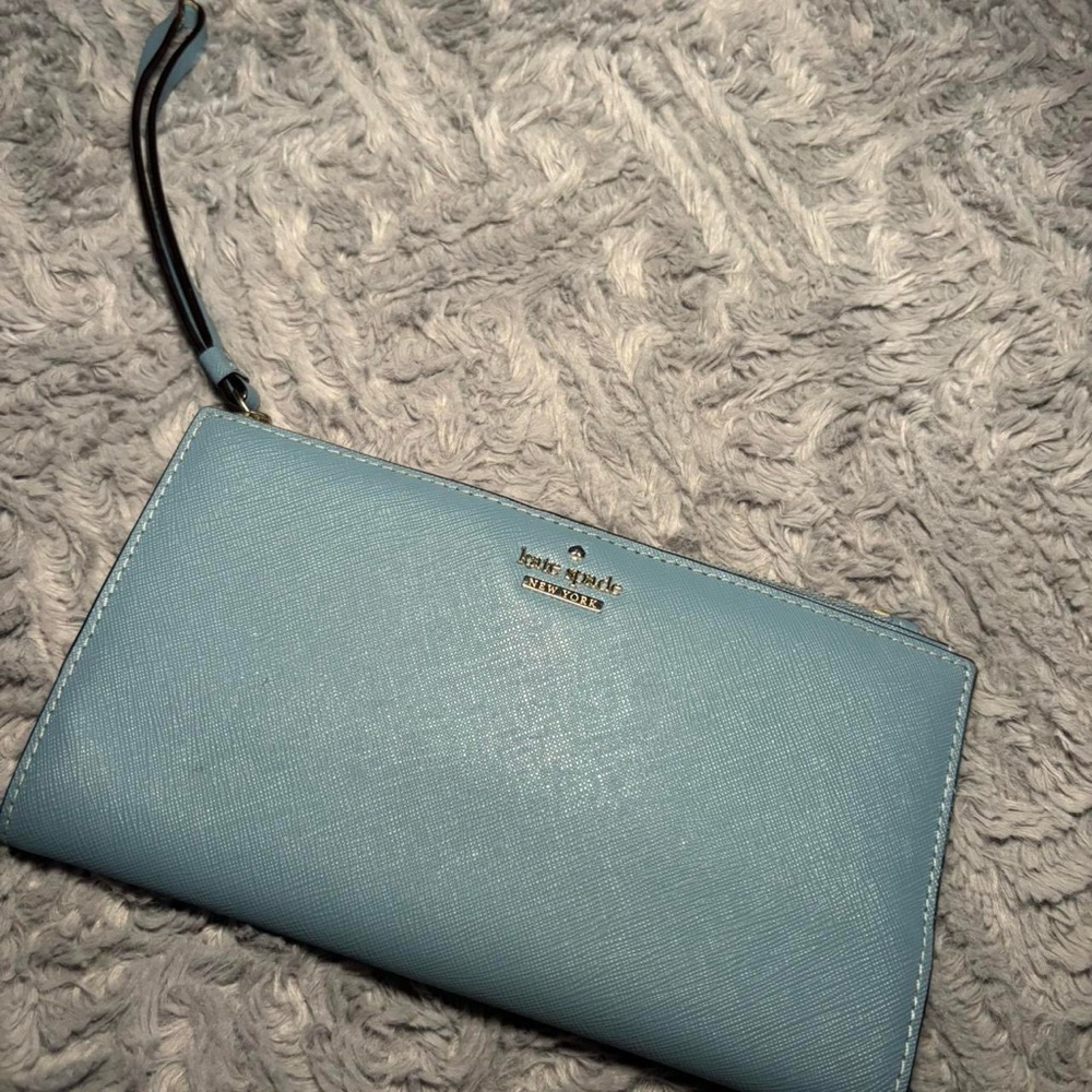 Kate Spade Light Blue Clutch✨
